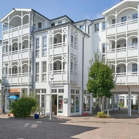 Apartment Schoene Mit Wanne Und Grossem Balkon In