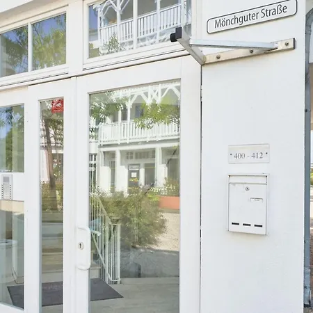 Apartment Schoene Mit Wanne Und Grossem Balkon In